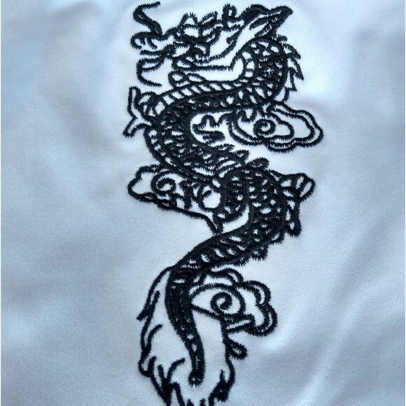 NWT ZAFUL White & Black Embroidered Dragon Tank Top w/ Adjustable Clip Closure - Picture 8 of 8